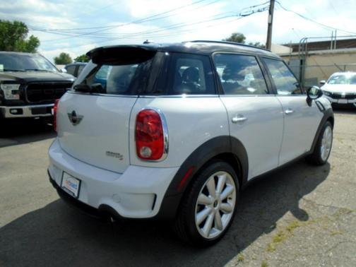 2012 MINI Cooper S Countryman Base