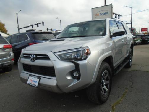2024 Toyota 4Runner TRD Off Road
