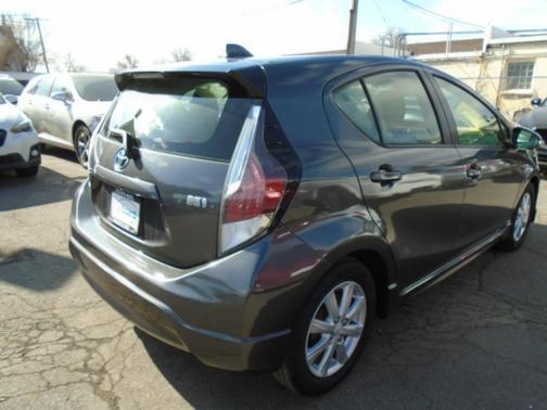 2017 Toyota Prius c Two