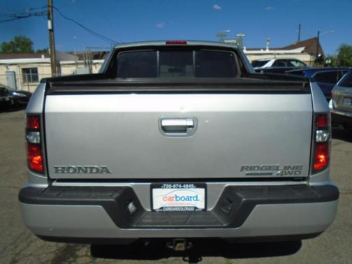 Blue 2014 Honda Ridgeline SE