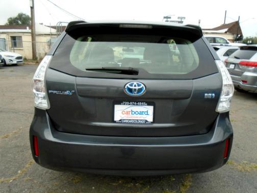 2014 Toyota Prius v Three