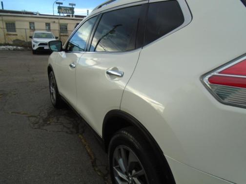 2016 Nissan Rogue SL
