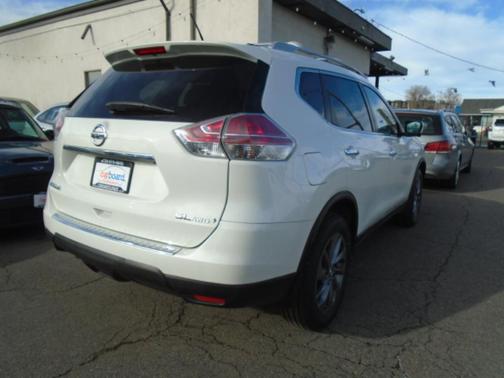 2016 Nissan Rogue SL