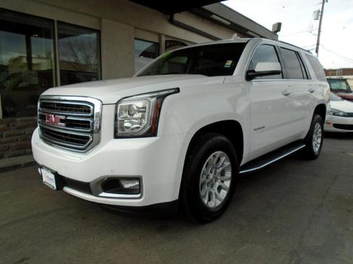 Photo 1 of 42 of 2020 GMC Yukon SLT