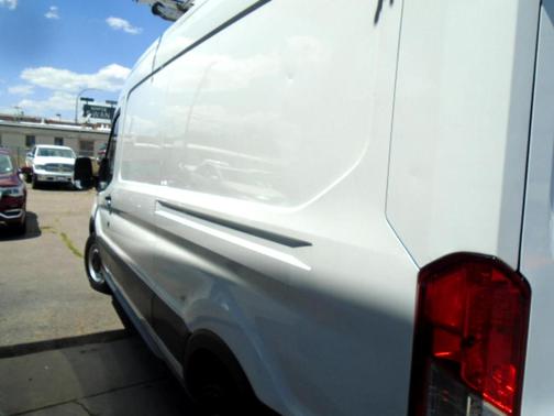2018 Ford Transit-250 148 WB Medium Roof Cargo
