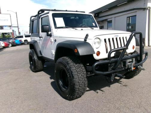 White 2010 Jeep Wrangler Rubicon