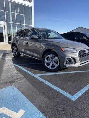 2023 Audi Q5 45 S line Premium Plus