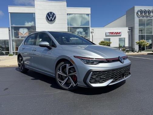 2025 Volkswagen Golf GTI 2.0T SE DSG