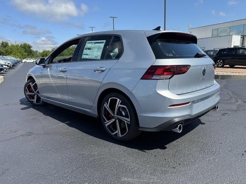 2025 Volkswagen Golf GTI 2.0T SE DSG