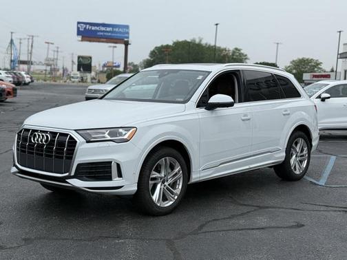 2023 Audi Q7 45 Premium
