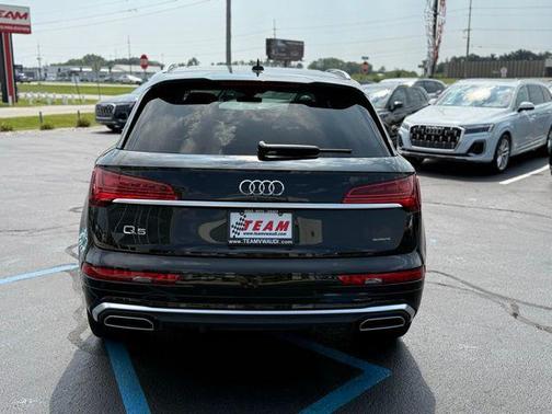2025 Audi Q5 45 S line Premium Plus