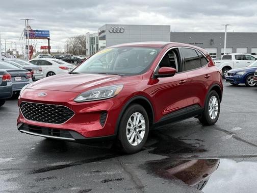 2021 Ford Escape SE