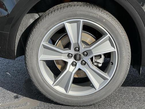 2025 Audi Q5 45 S line Premium