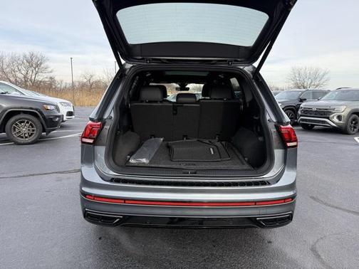 2024 Volkswagen Tiguan 2.0T SE R-Line Black 4MOTION