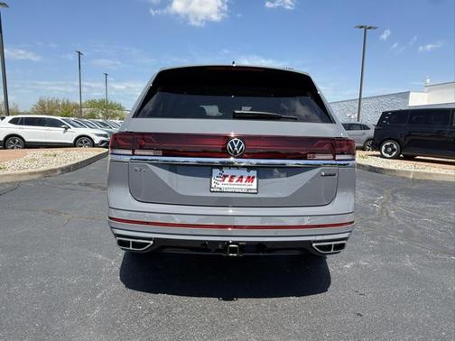 2025 Volkswagen Atlas 2.0T SEL Premium R-Line 4MOTION