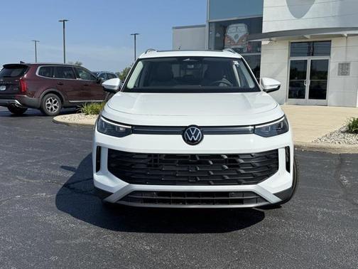 2025 Volkswagen Tiguan 2.0T SE 4MOTION