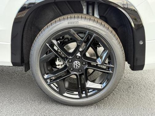 2026 Volkswagen Tiguan 2.0T SE R-Line Black 4MOTION