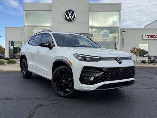 2026 Volkswagen Tiguan 2.0T SE R-Line Black 4MOTION