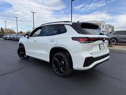 2026 Volkswagen Tiguan 2.0T SE R-Line Black 4MOTION