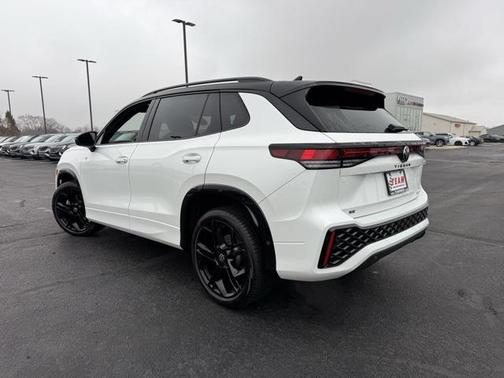 2025 Volkswagen Tiguan 2.0T SE R-Line Black 4MOTION