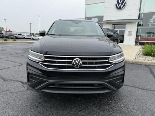 2024 Volkswagen Tiguan 2.0T SE 4MOTION