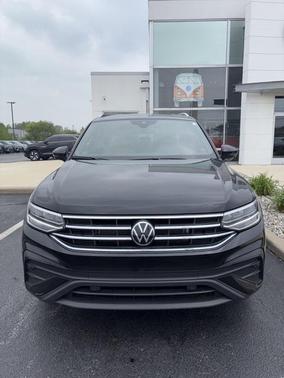 2024 Volkswagen Tiguan 2.0T SE 4MOTION