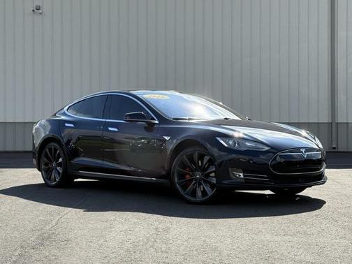 2015 Tesla Model S P85D