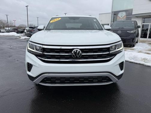 2023 Volkswagen Atlas Cross Sport 2.0T SE w/Technology 4MOTION