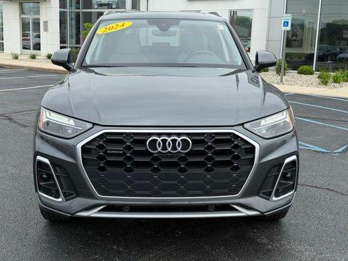 2024 Audi Q5 45 S line Premium Plus