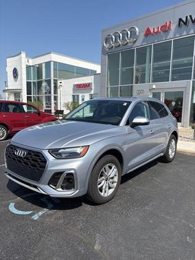 2022 Audi Q5 45 S line Premium