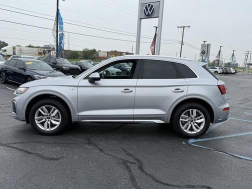 2022 Audi Q5 45 S line Premium