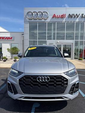 2022 Audi Q5 45 S line Premium