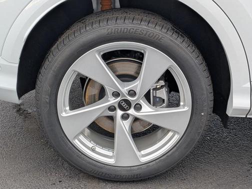 2025 Audi Q5 Premium Plus TFSI quattro S tronic