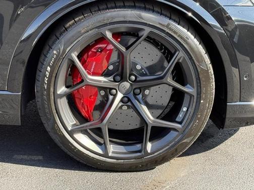 2026 Audi RS Q8 4.0T