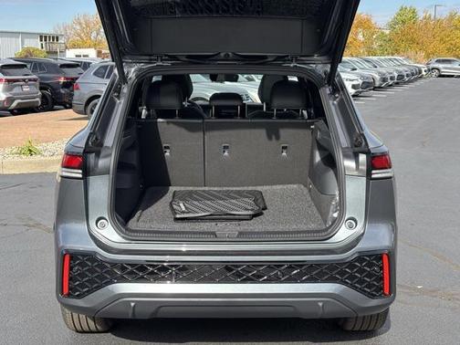 2026 Volkswagen Tiguan 2.0T SE R-Line Black 4MOTION