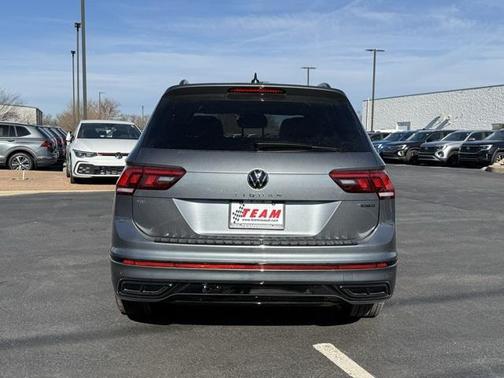2024 Volkswagen Tiguan 2.0T SE R-Line Black 4MOTION