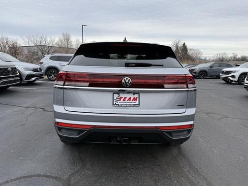 2025 Volkswagen Atlas Cross Sport 2.0T SE w/Technology 4MOTION