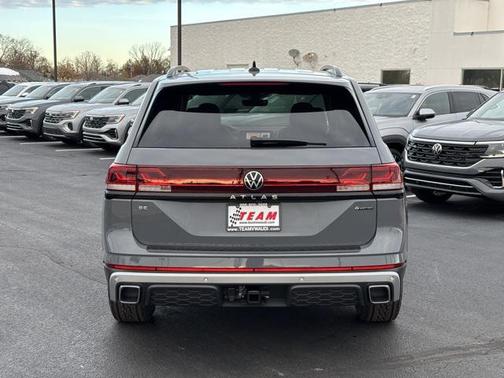 2026 Volkswagen Atlas 2.0T Peak Edition