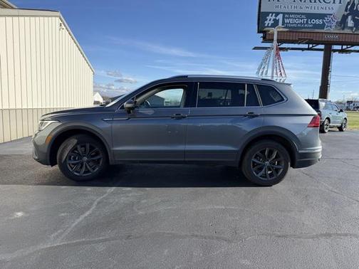 2022 Volkswagen Tiguan 2.0T SE 4MOTION