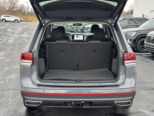 2026 Volkswagen Atlas 2.0T SE w/Technology 4MOTION