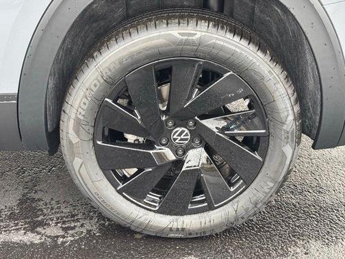 2026 Volkswagen Atlas 2.0T SE w/Technology 4MOTION