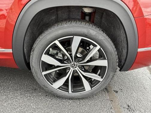 2025 Volkswagen Atlas 2.0T SEL Premium R-Line 4MOTION