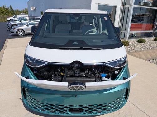 2025 Volkswagen ID. Buzz Pro S Plus with 4MOTION