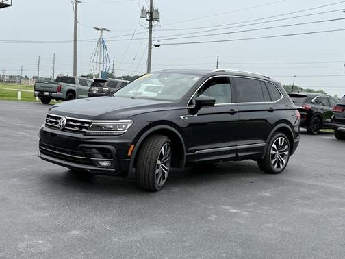 2019 Volkswagen Tiguan 2.0T SEL R-Line 4MOTION