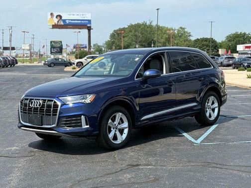 2024 Audi Q7 45 Premium Plus