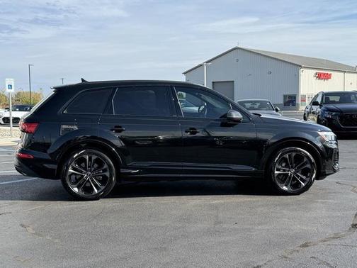 2025 Audi Q7 55 Prestige