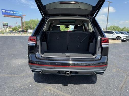 2025 Volkswagen Atlas 2.0T SEL