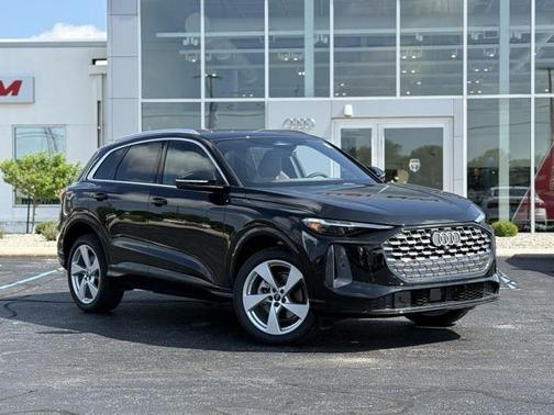 2025 Audi Q5 Premium Plus