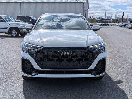 Glacier White Metallic 2026 Audi Q8 55 Premium Plus