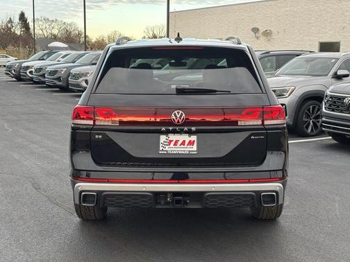 2026 Volkswagen Atlas 2.0T Peak Edition